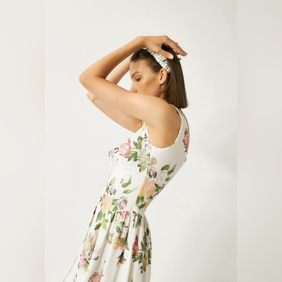 Tach Shisha Linen Floral Maxi Dress - Picture 3 of 8